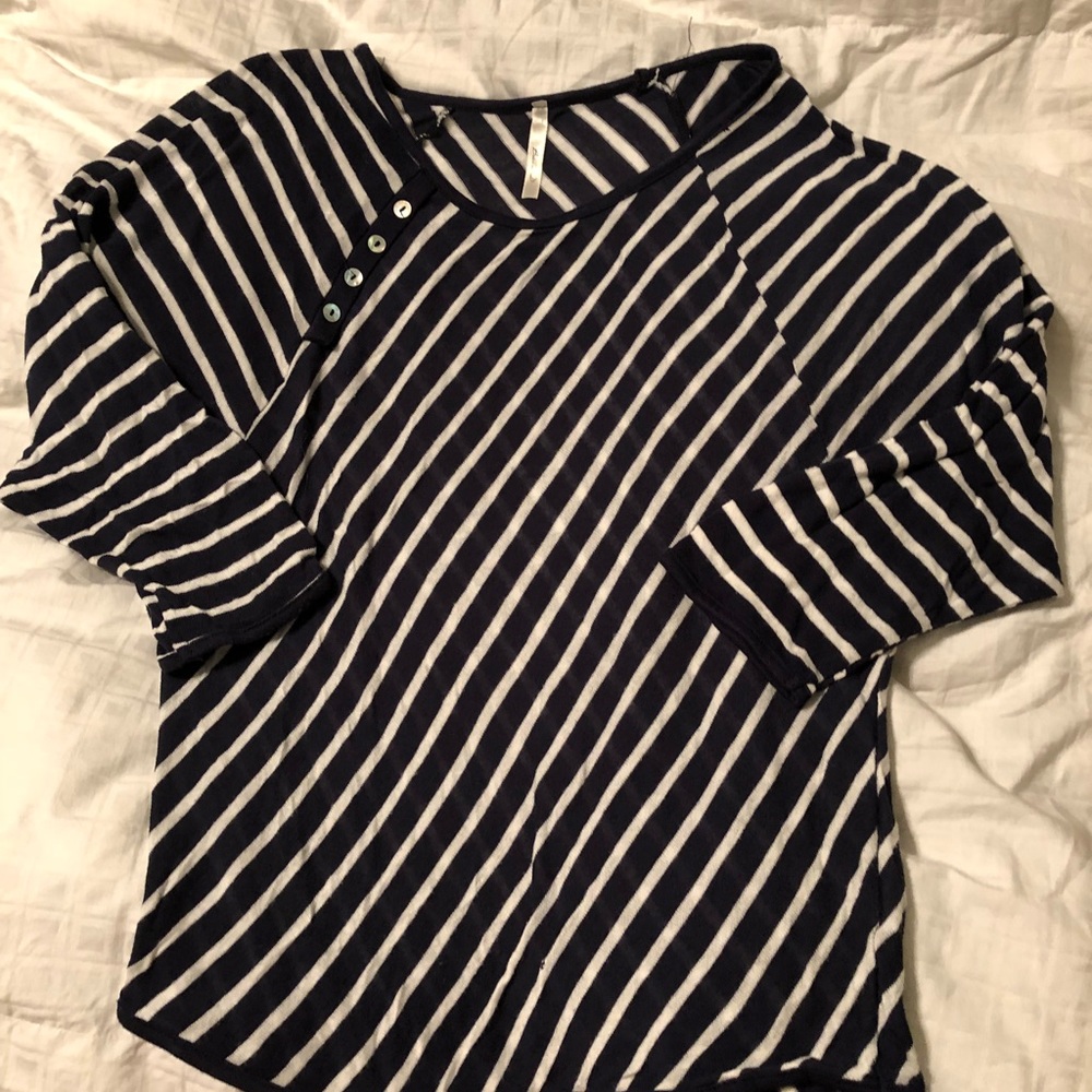 3/4 sleeve top